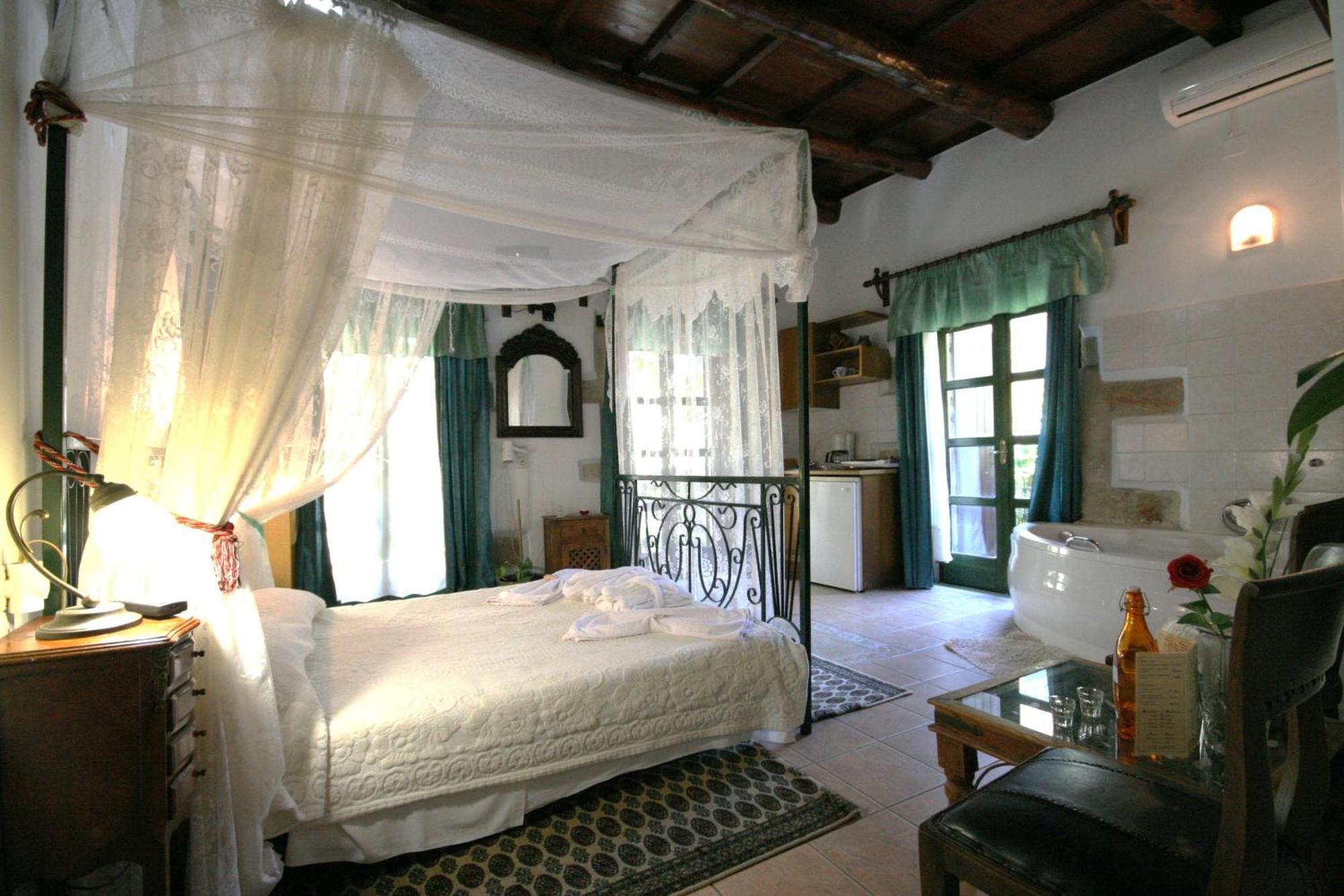 Ifigenia Traditional Rooms & Maisonettes Chania  Exteriör bild