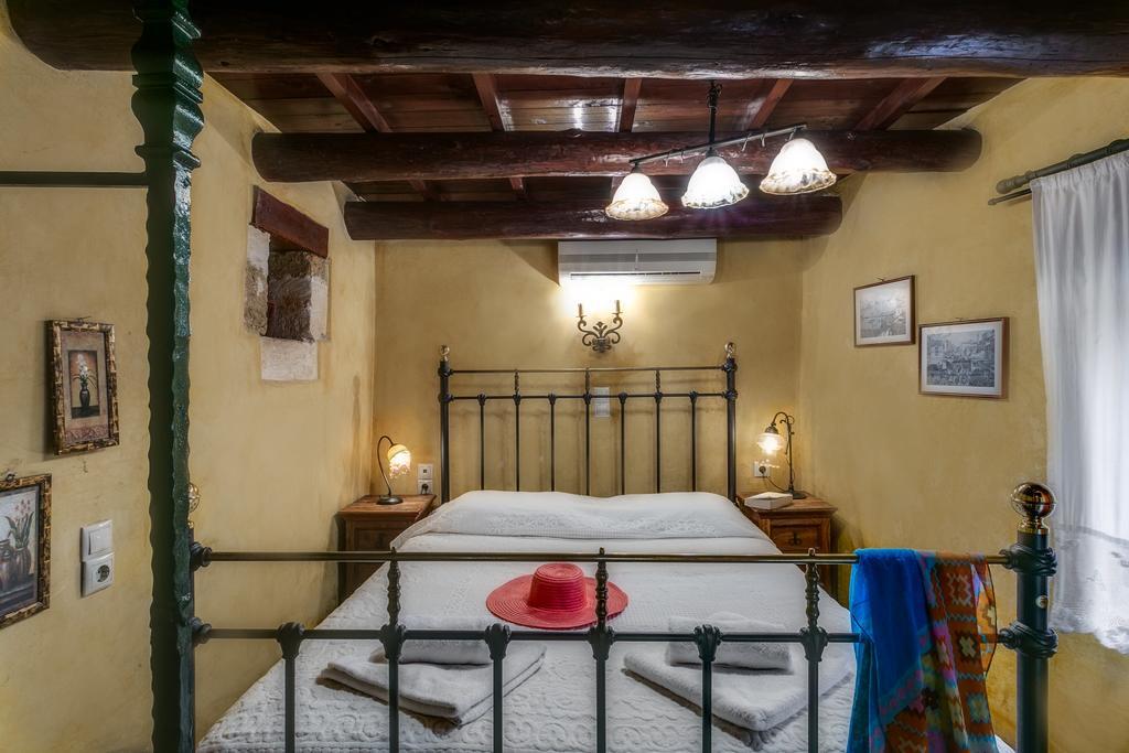 Ifigenia Traditional Rooms & Maisonettes Chania  Exteriör bild
